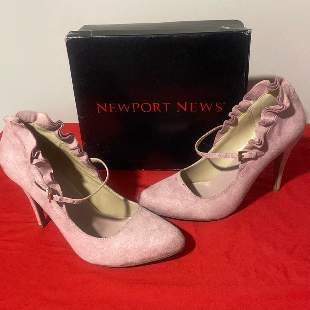 Newport News Blush Pink 4 1/2" Heel Shoe